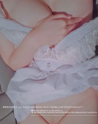 吸血裸女